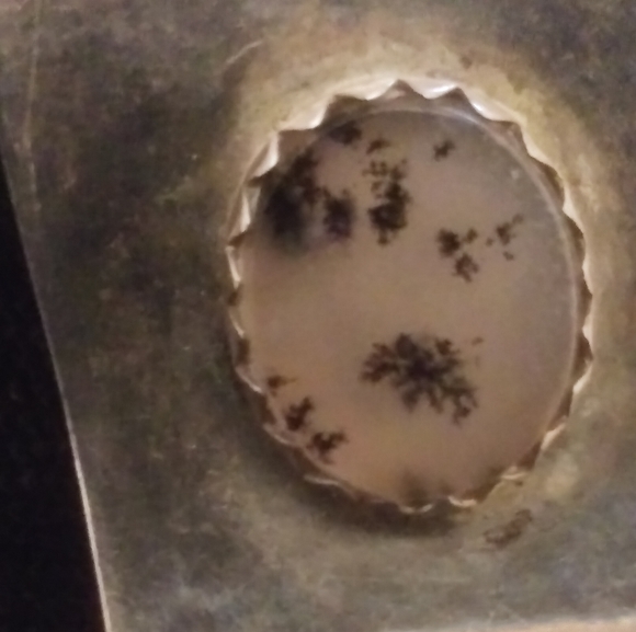 Slider - Picture 4 of 4